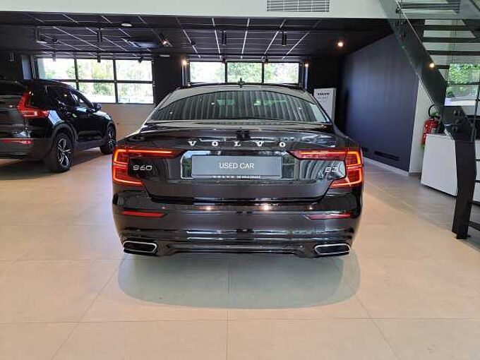 Volvo S60 B3 Mild-Hybride R-Design 091632 | B3 Mild-Hybride R-Design