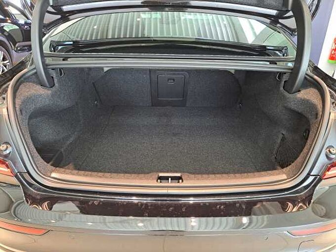 Volvo S60 B3 Mild-Hybride R-Design 091632 | B3 Mild-Hybride R-Design