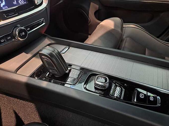 Volvo S60 B3 Mild-Hybride R-Design 091632 | B3 Mild-Hybride R-Design