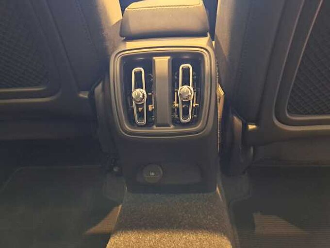 Volvo XC40 Recharge Single Motor Extended Range Ultimate 367338 | Recharge Single Motor Extended Range Ultimate