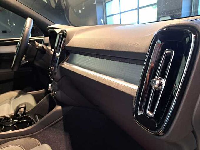 Volvo XC40 B3 Mild hybride Plus Dark 223763 | B3 Mild hybride Plus Dark