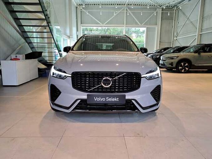 Volvo XC60 T6 AWD Plug-In Hybride Ultra Dark 082422 | T6 AWD Plug-In Hybride Ultra Dark