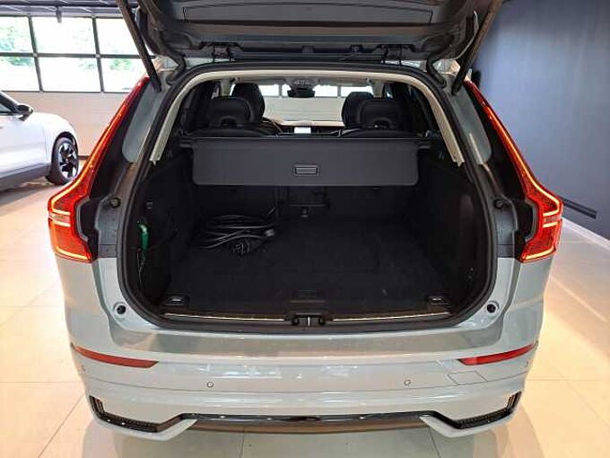 Volvo XC60 T6 AWD Plug-In Hybride Ultra Dark 082422 | T6 AWD Plug-In Hybride Ultra Dark