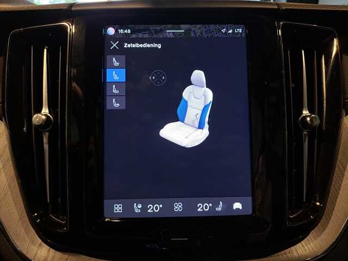 Volvo XC60 T6 AWD Plug-In Hybride Ultra Dark 082422 | T6 AWD Plug-In Hybride Ultra Dark