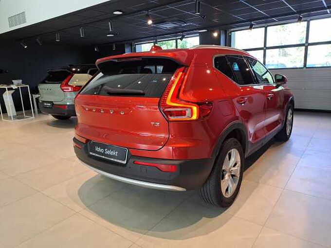 Volvo XC40 T3 MAN Momentum Pro 227140 | T3 MAN Momentum Pro