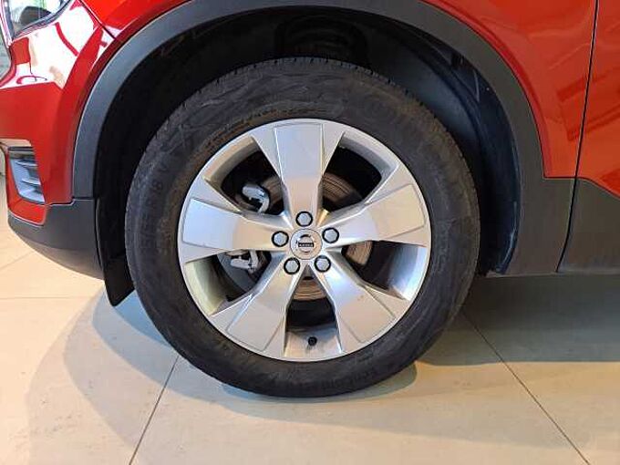 Volvo XC40 T3 MAN Momentum Pro 227140 | T3 MAN Momentum Pro