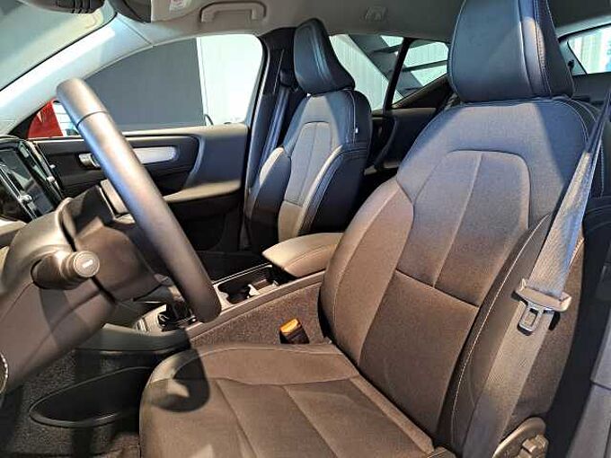 Volvo XC40 T3 MAN Momentum Pro 227140 | T3 MAN Momentum Pro