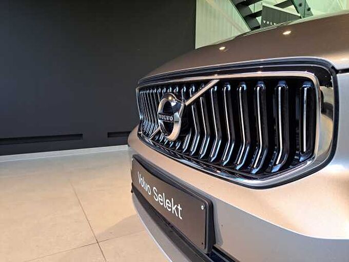 Volvo XC40 Recharge T4 Plug-In Hybrid Inscription Expression: 509824 | Recharge T4 Plug-In Hybrid Inscription Expression