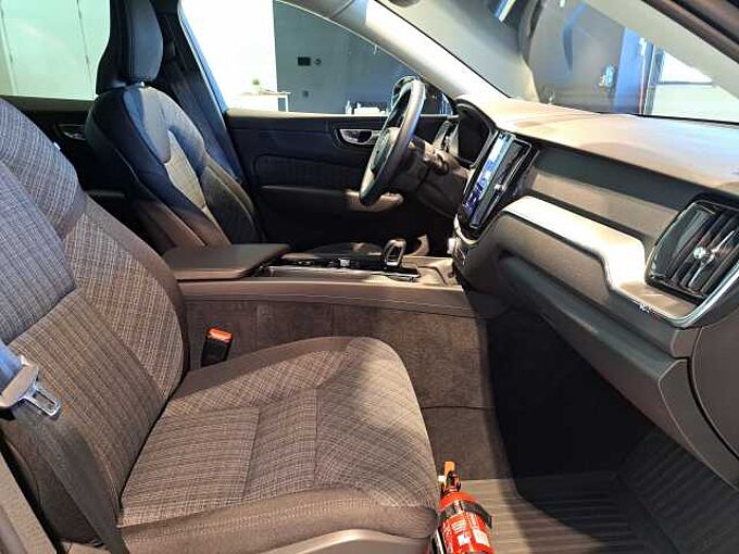 Volvo XC60 B4 Mild hybrid Core 717512 | B4 Mild hybrid Core