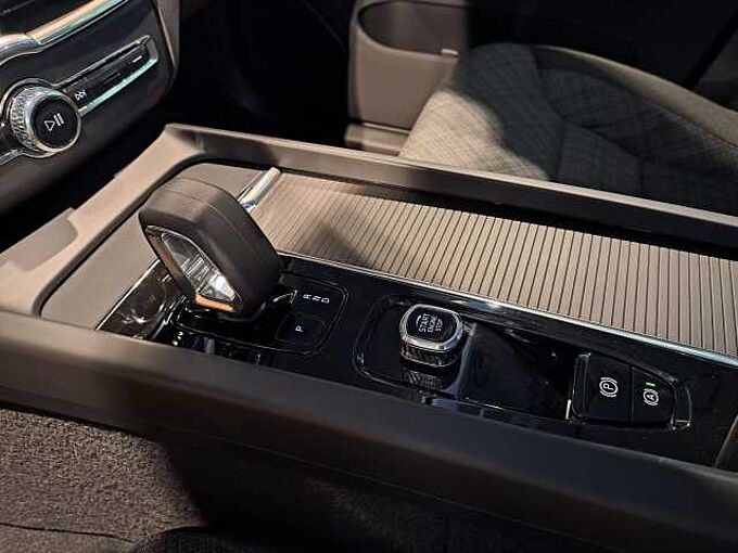 Volvo XC60 B4 Mild hybrid Core 717512 | B4 Mild hybrid Core