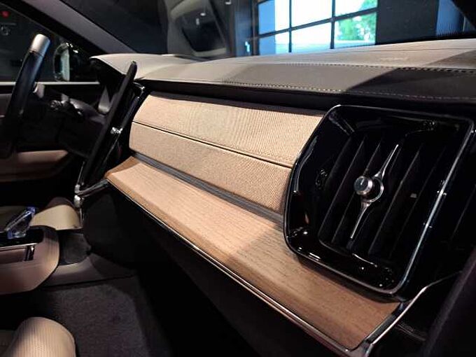 Volvo XC90 T8 AWD Plug-In Hybride Plus Dark 7 Zitplaatsen 467091 | Niet Ingeschreven Directiewagen | T8 AWD PHEV Plus Dark 7 Zitplaatsen