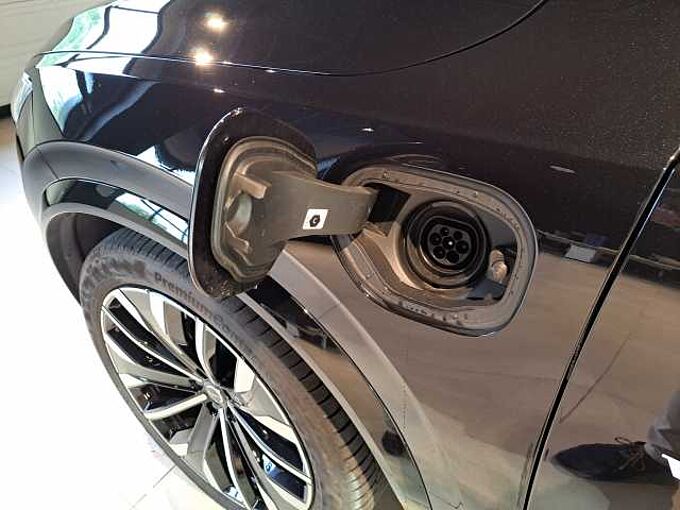 Volvo XC90 T8 AWD Plug-In Hybride Plus Dark 7 Zitplaatsen 467091 | Niet Ingeschreven Directiewagen | T8 AWD PHEV Plus Dark 7 Zitplaatsen