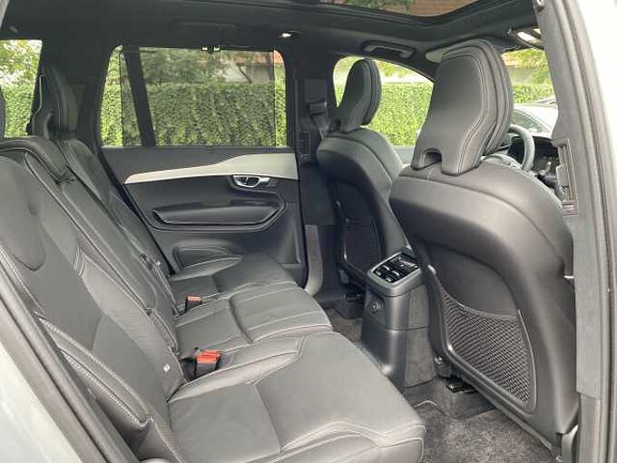 Volvo XC90 Recharge T8 AWD Plug-In Hybrid Ultimate Dark 7-Zit: 231622 | Recharge T8 AWD Plug-In Hybrid Ultimate Dark 7-Zit