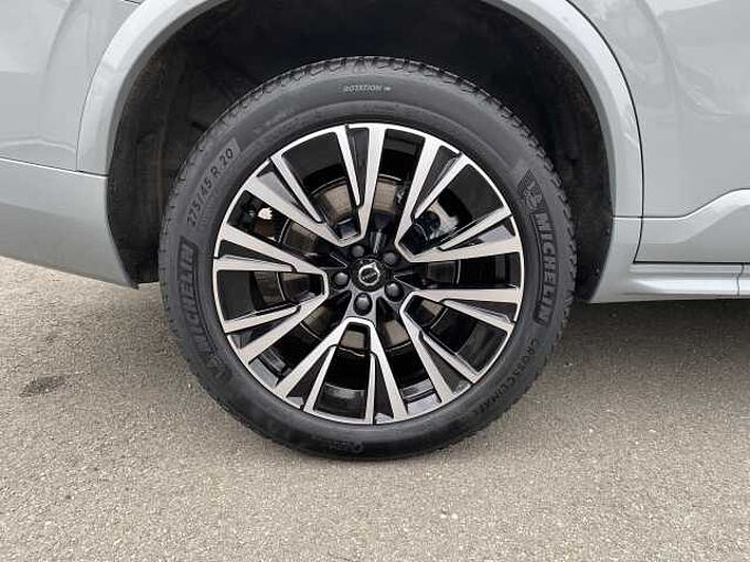 Volvo XC90 Recharge T8 AWD Plug-In Hybrid Ultimate Dark 7-Zit: 231622 | Recharge T8 AWD Plug-In Hybrid Ultimate Dark 7-Zit