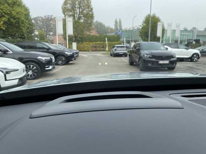 Volvo XC90 Recharge T8 AWD Plug-In Hybrid Ultimate Dark 7-Zit: 231622 | Recharge T8 AWD Plug-In Hybrid Ultimate Dark 7-Zit