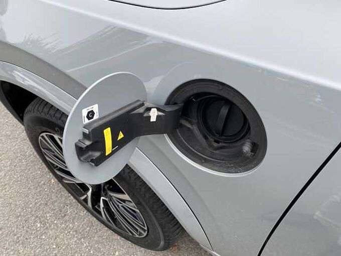 Volvo XC90 Recharge T8 AWD Plug-In Hybrid Ultimate Dark 7-Zit: 231622 | Recharge T8 AWD Plug-In Hybrid Ultimate Dark 7-Zit