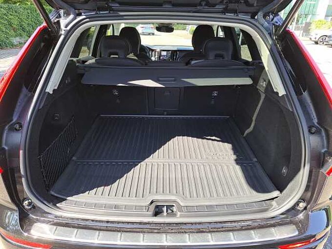 Volvo XC60 B4 Mild Hybrid Benzine Core: 717512 | B4 Mild Hybrid Benzine Core