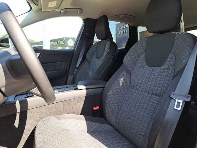 Volvo XC60 B4 Mild Hybrid Benzine Core: 717512 | B4 Mild Hybrid Benzine Core