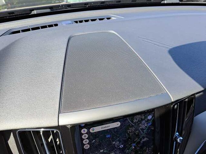 Volvo XC60 B4 Mild Hybrid Benzine Core: 717512 | B4 Mild Hybrid Benzine Core