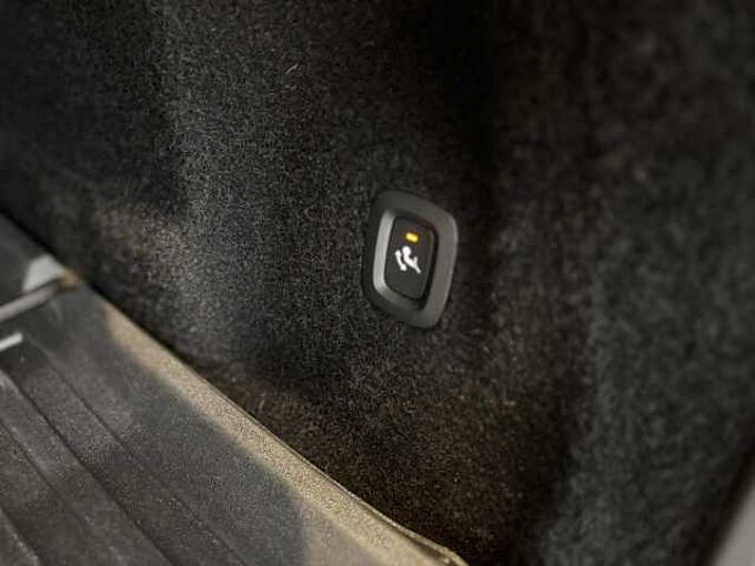 Volvo XC60 B4 Mild Hybrid Benzine Core: 717512 | B4 Mild Hybrid Benzine Core