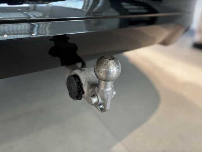 Volvo XC60 B4 Mild Hybrid Benzine Core: 717512 | B4 Mild Hybrid Benzine Core