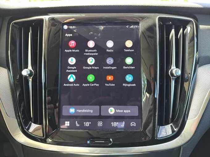 Volvo V60 B4 Mild Hybride Benzine Plus Dark: 661061 | B4 Mild Hybride Benzine Plus Dark
