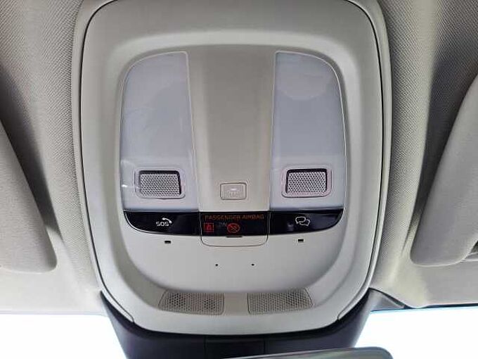 Volvo V60 B4 Mild Hybride Benzine Plus Dark: 661061 | B4 Mild Hybride Benzine Plus Dark