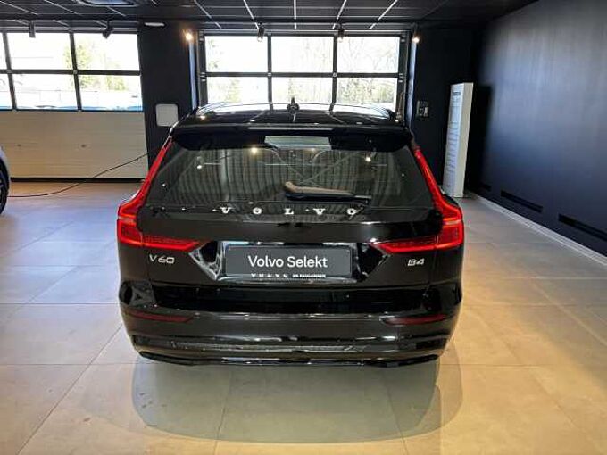 Volvo V60 B4 Mild Hybride Benzine Plus Dark: 661061 | B4 Plus Dark |