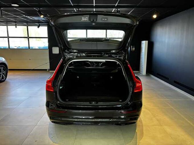 Volvo V60 B4 Mild Hybride Benzine Plus Dark: 661061 | B4 Plus Dark |