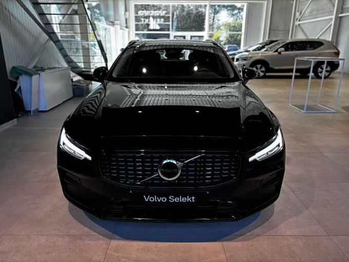 Volvo V60 B4 Mild Hybride Benzine Plus Dark: 661061 | B4 Plus Dark |