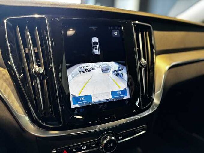 Volvo V60 B4 Mild Hybride Benzine Plus Dark: 661061 | B4 Plus Dark |