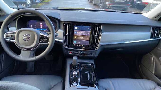 Volvo V90 Recharge T6 AWD Plug-In Hybrid Core Bright: 219654 | Recharge T6 AWD Plug-In Hybrid Core Bright