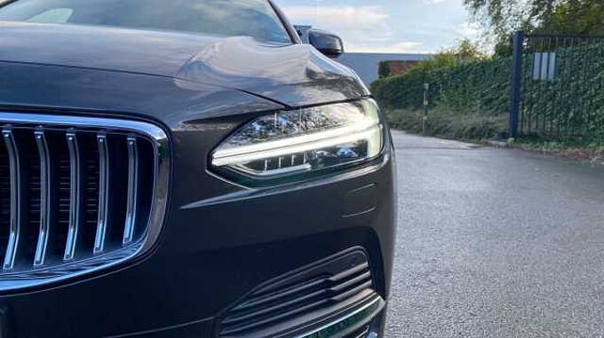 Volvo V90 Recharge T6 AWD Plug-In Hybrid Core Bright: 219654 | Recharge T6 AWD Plug-In Hybrid Core Bright