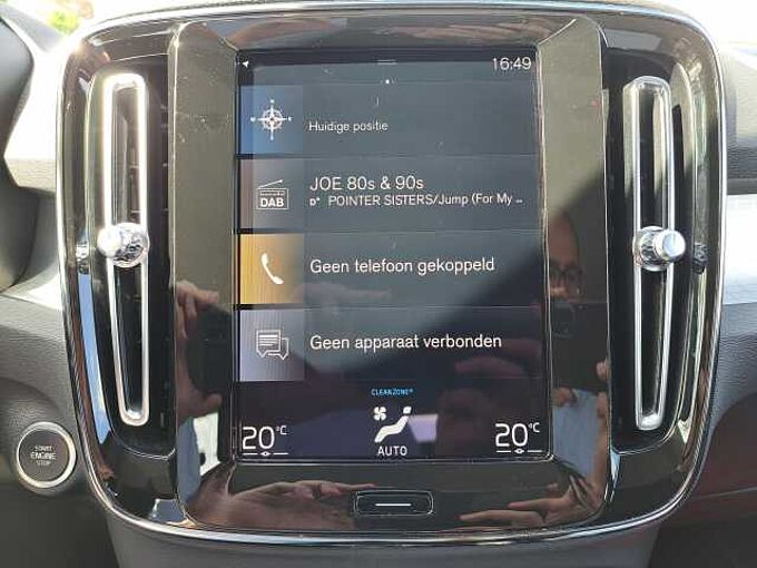 Volvo XC40 Recharge T4 Plug-In Hybrid Inscription Expression: 509824 | Recharge T4 Plug-In Hybrid Inscription Expression