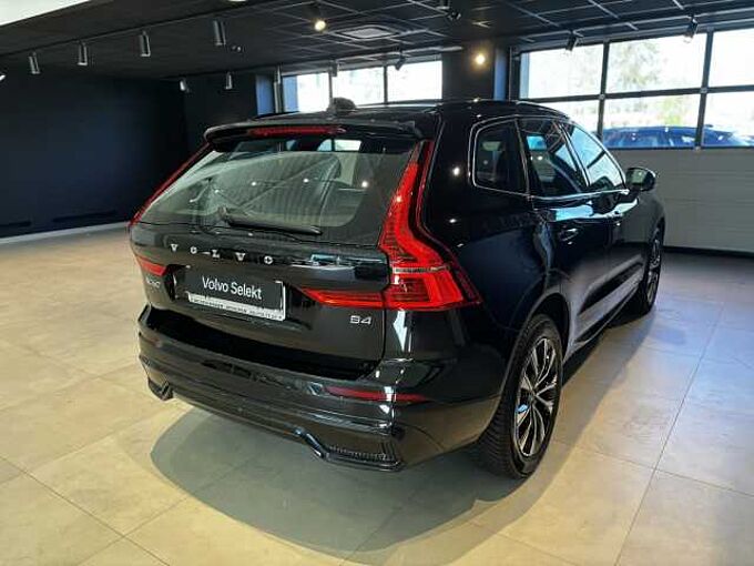 Volvo XC60 Plus, B4 Mild-Hybrid, Benzin, Dark