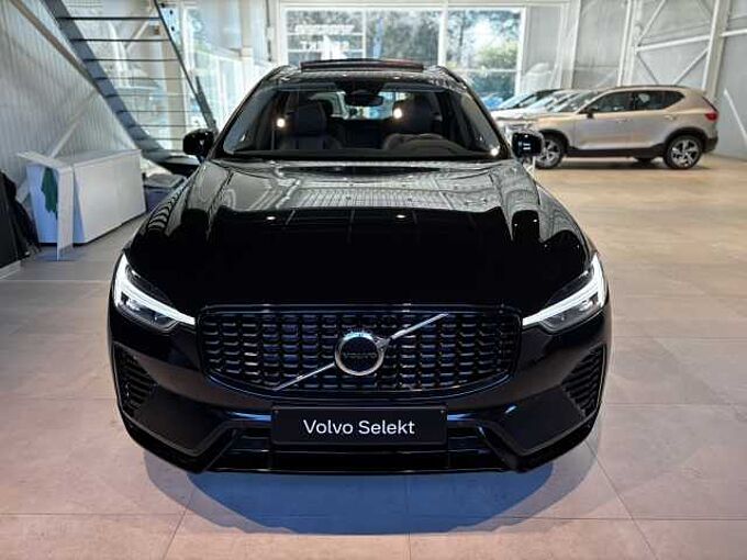 Volvo XC60 Plus, B4 Mild-Hybrid, Benzin, Dark