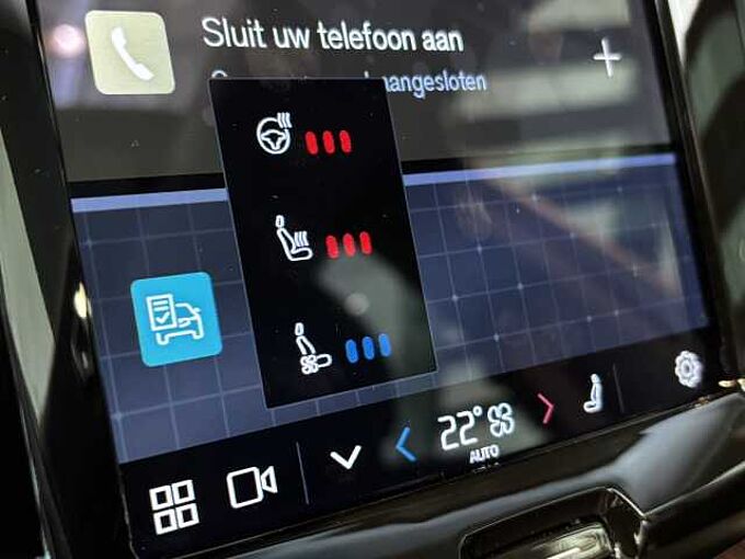 Volvo XC60 Plus, B4 Mild-Hybrid, Benzin, Dark