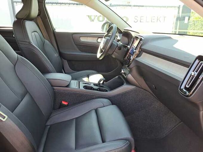 Volvo XC40 B3 Mild-Hybride Benzine Core 659863 | B3 Mild-Hybride Benzine Core