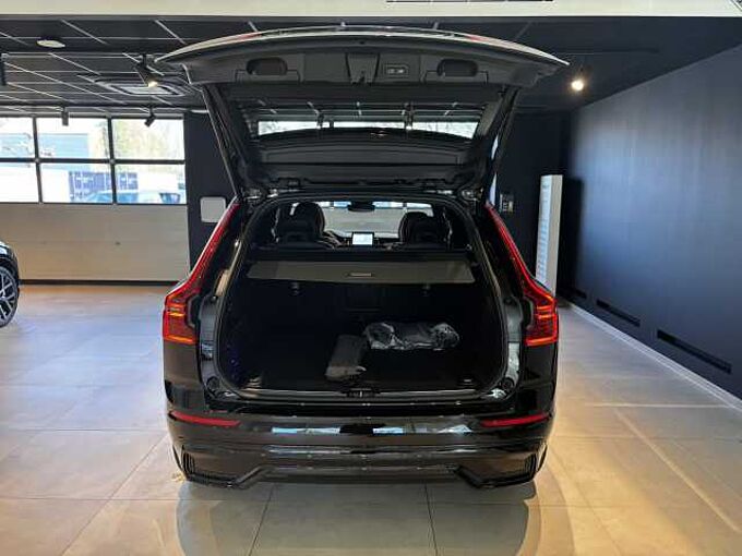 Volvo XC60 Black Edition Plus, T6 AWD Plug-in Hybrid. SLECHTS 1.000KM