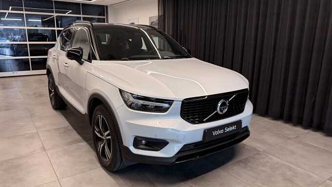 Volvo XC40 576289  R-Design, T3 (automatic)