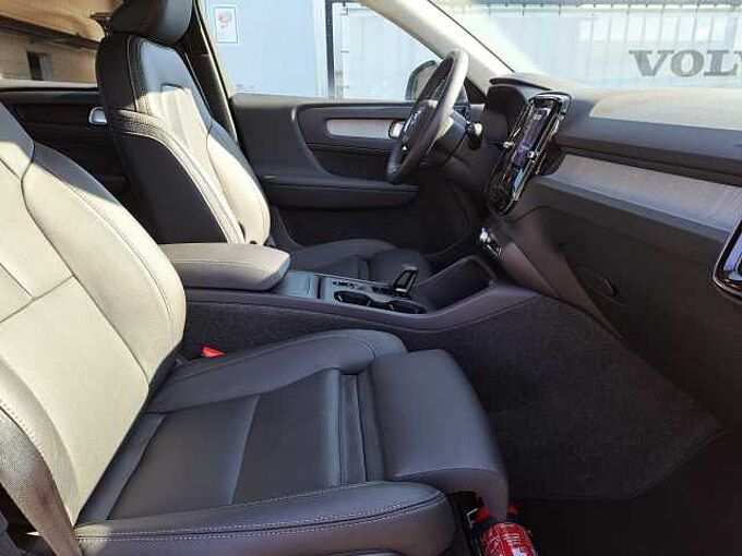 Volvo XC40 B3 Mild-Hybride Benzine Core 659625 | B3 Mild-Hybride Benzine Core