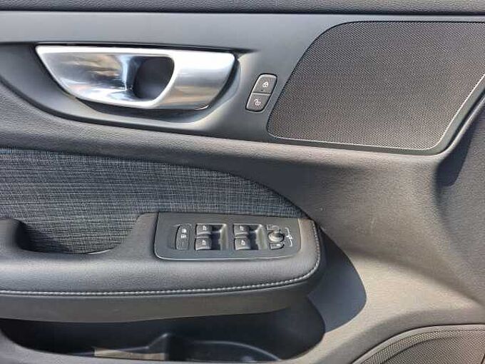 Volvo V60 B3 Mild-Hybride Benzine Core 624860 | V60 B3 Mild-Hybride Benzine Core