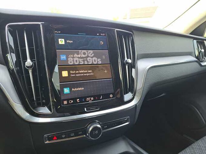 Volvo V60 B3 Mild-Hybride Benzine Core 624860 | V60 B3 Mild-Hybride Benzine Core