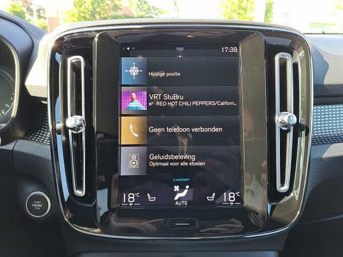 Volvo XC40 Recharge T5 Plug-In Hybride R-Design 702631 | Recharge T5 Plug-In Hybride R-Design