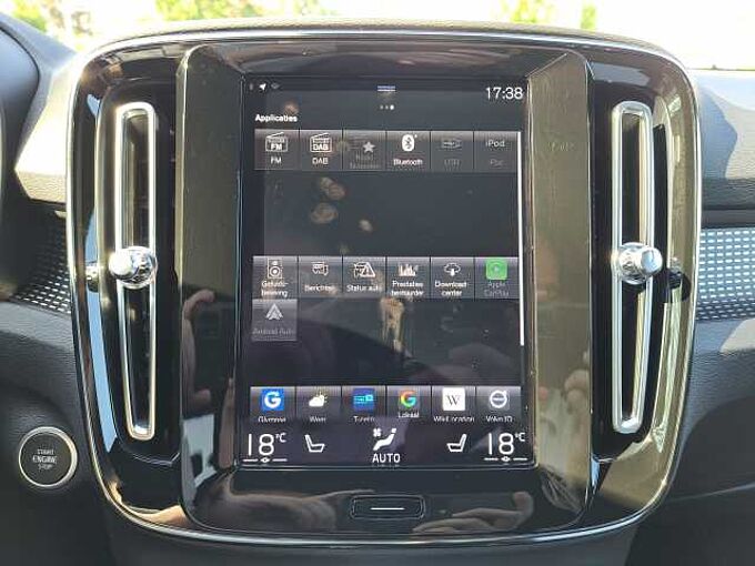 Volvo XC40 Recharge T5 Plug-In Hybride R-Design 702631 | Recharge T5 Plug-In Hybride R-Design