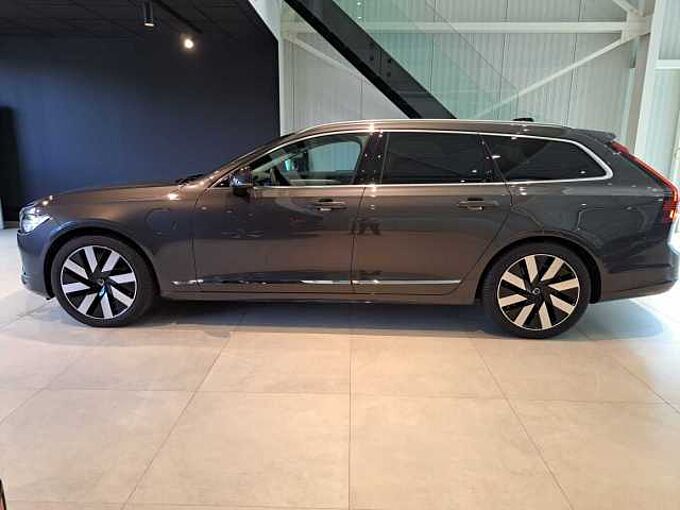 Volvo V90 Recharge T6 AWD Plug-In Hybrid Core Bright: 219654 | Recharge T6 AWD Plug-In Hybrid Core Bright