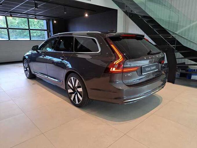 Volvo V90 Recharge T6 AWD Plug-In Hybrid Core Bright: 219654 | Recharge T6 AWD Plug-In Hybrid Core Bright