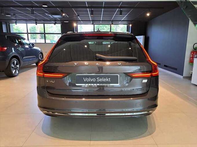 Volvo V90 Recharge T6 AWD Plug-In Hybrid Core Bright: 219654 | Recharge T6 AWD Plug-In Hybrid Core Bright
