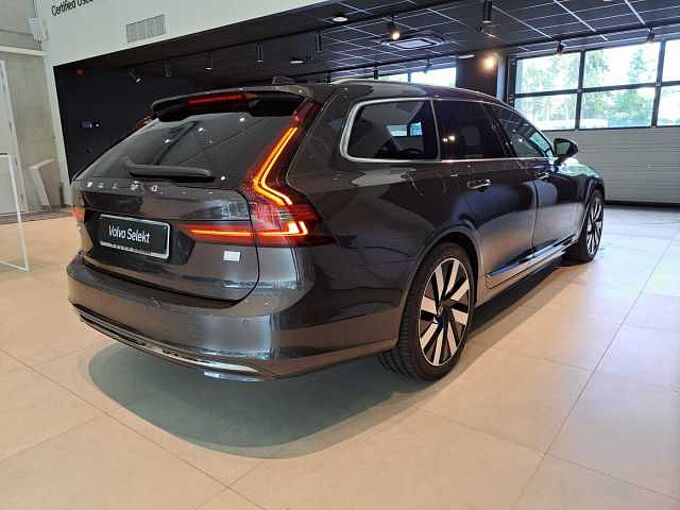 Volvo V90 Recharge T6 AWD Plug-In Hybrid Core Bright: 219654 | Recharge T6 AWD Plug-In Hybrid Core Bright
