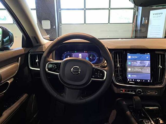 Volvo V90 Recharge T6 AWD Plug-In Hybrid Core Bright: 219654 | Recharge T6 AWD Plug-In Hybrid Core Bright